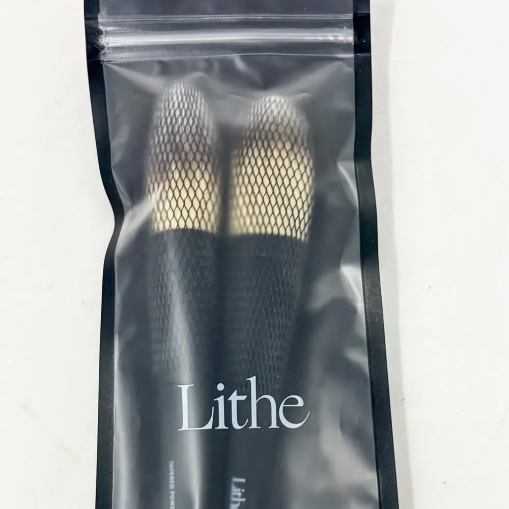 NEW Lithe Beauty Essential Face Brush Set, Powder and Bronzer Brush, Set of 2